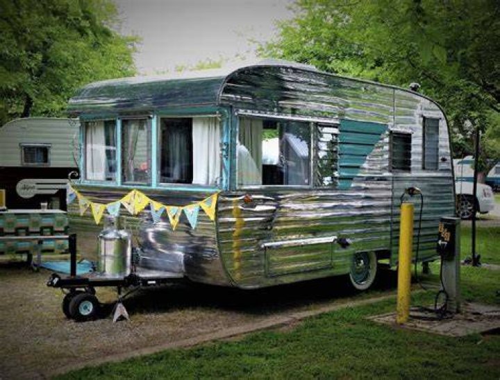 Are old trailers worth anything?
