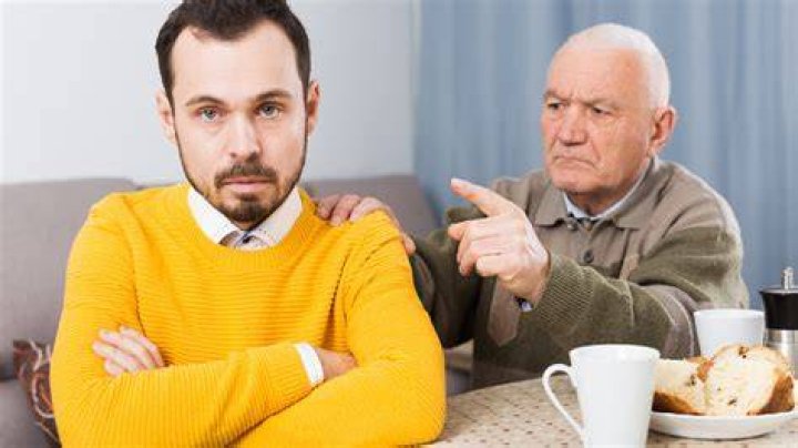 At what age does it become embarrassing to live with your parents?