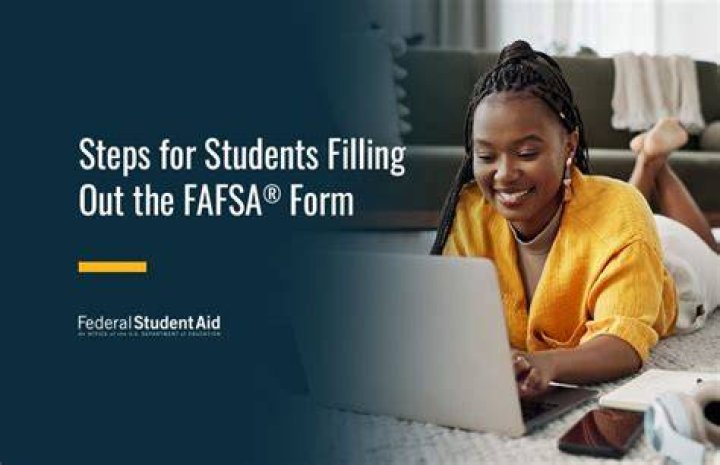 Can you get FAFSA if you work full-time?