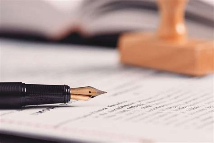 Do beneficiaries get a copy of the will in Saskatchewan?