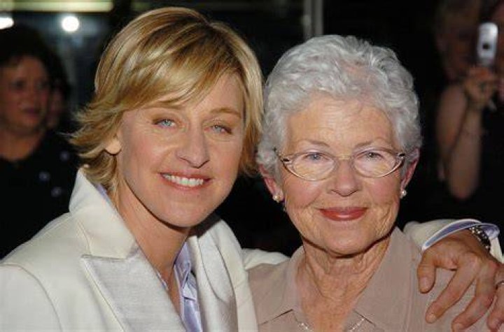 Is Ellen DeGeneres mom ill?