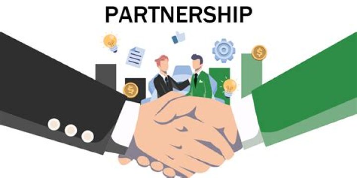 What factors have to be considered when setting up a partnership business?